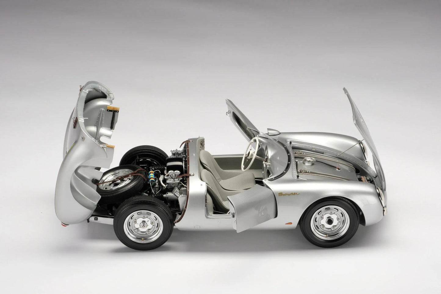 Amalgam 1/8 Porsche 550 Spyder