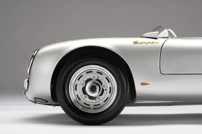 Amalgam 1/8 Porsche 550 Spyder