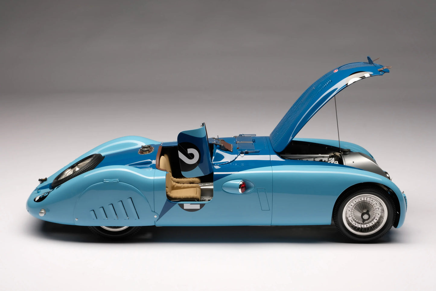 Amalgam 1/8 Bugatti Type 57G “Tank” Le Mans Winner