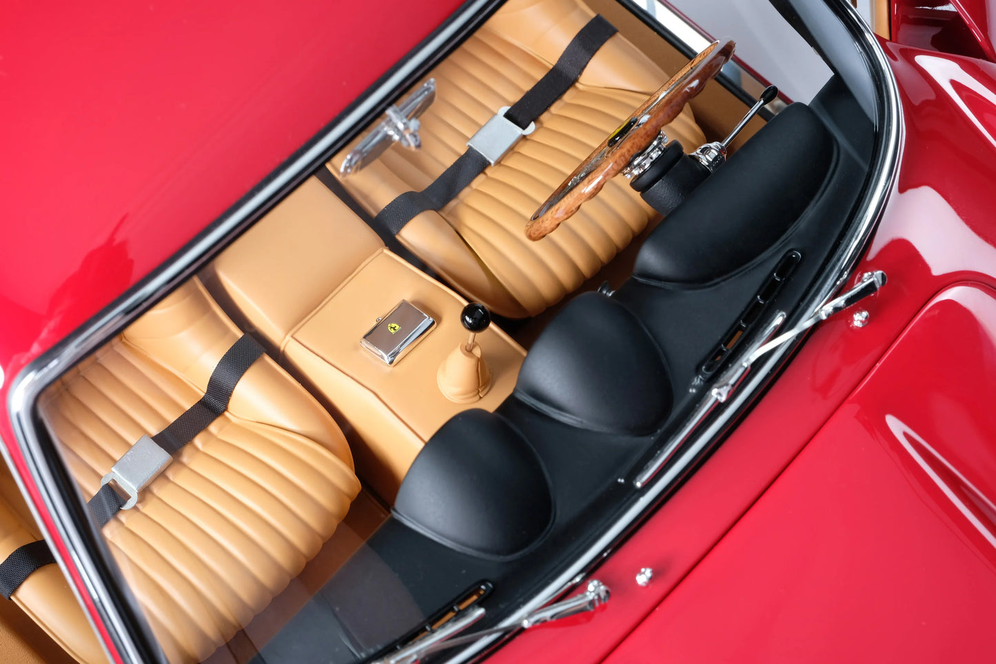 Amalgam 1/8 Ferrari 250 GT Lusso (1962) – Classic Red Model | Air Shipping from China