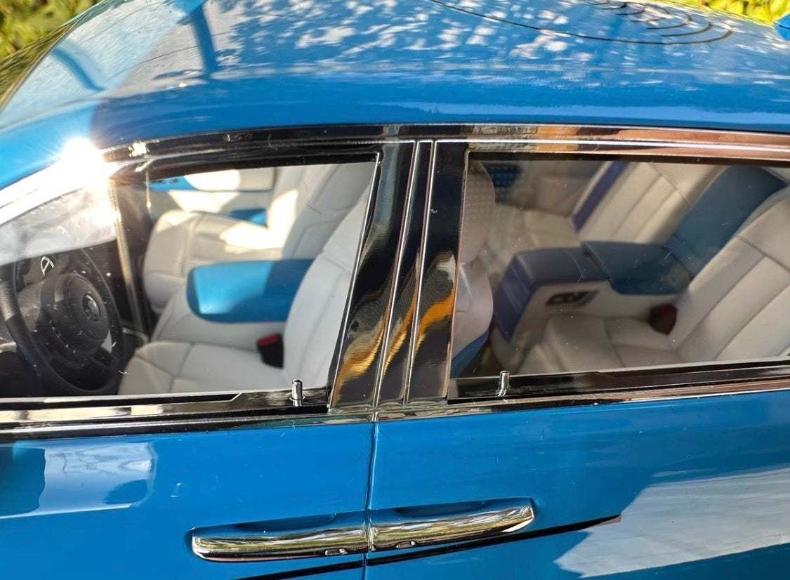 HH Model 1/18 Rolls-Royce Phantom Extended Doraemon Custom Livery