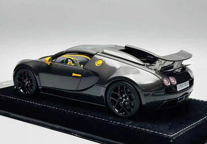 HH 1/18 Bugatti Veyron Black Carbon with Yellow Accents Resin Model – Limited Edition – Factory New