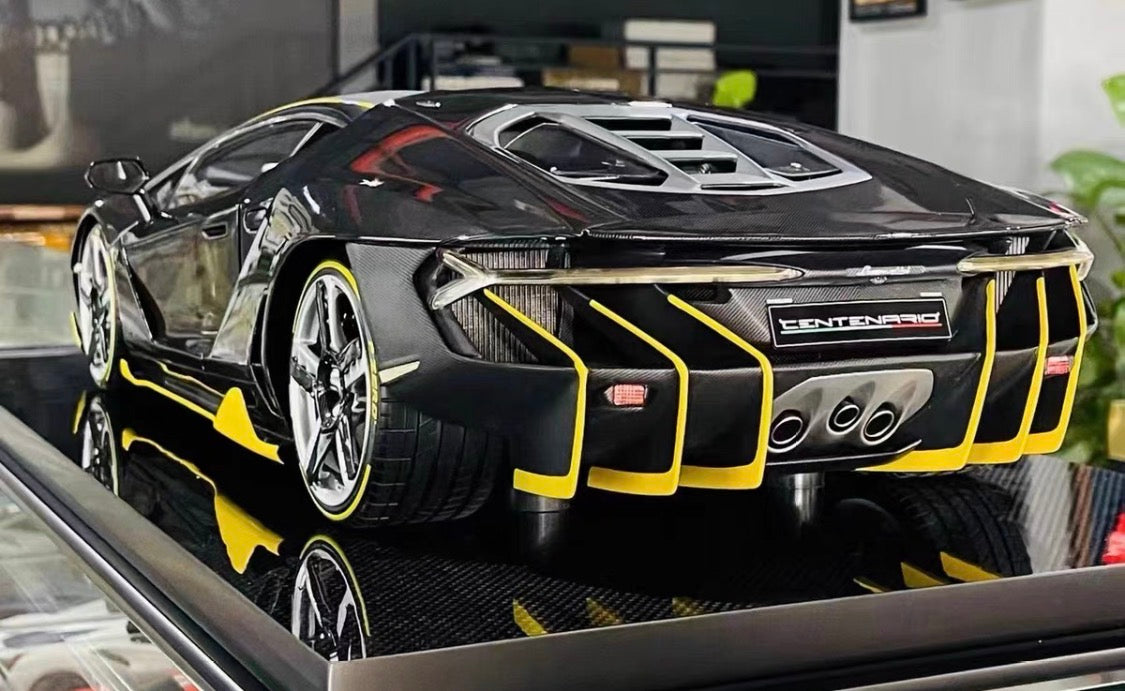 Amalgam 1/8 Lamborghini Centenario LP770-4 Roadster Black Carbon Limited #11