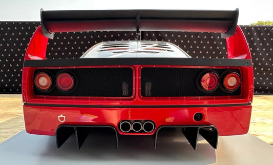 GT Spirit 1/8 Ferrari F40 GTS Track Version Resin Model