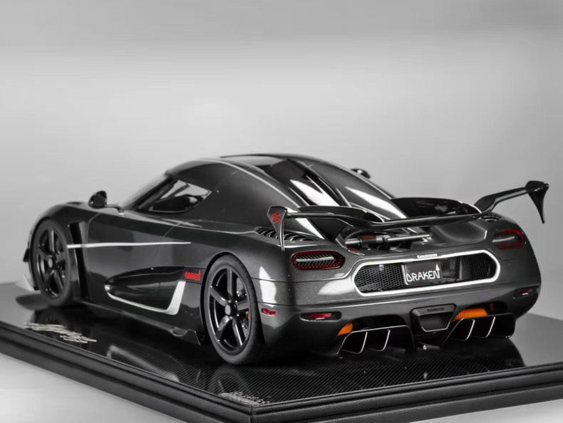 Frontiart 1:8 Koenigsegg Agera RS Draken Carbon Resin Model