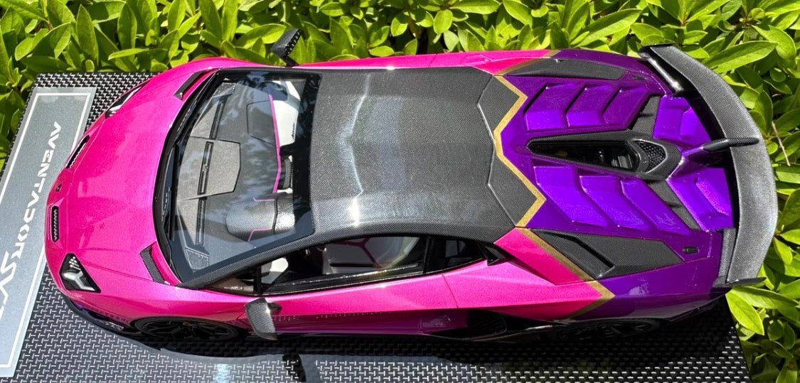 Dino Model Lamborghini Aventador SVJ Pink Chrome 1/18 Resin Model