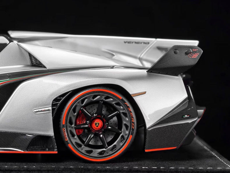 HH 1/18 Lamborghini Veneno Roadster Resin Model