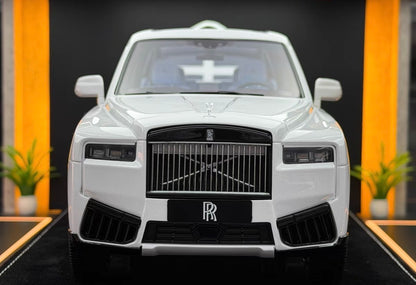 HH Model 1/18 Rolls-Royce Cullinan Cosmic Radiation White Limited Edition