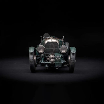 Amalgam 1:18 Bentley Blower Le Mans Vintage Racing Car Resin Model