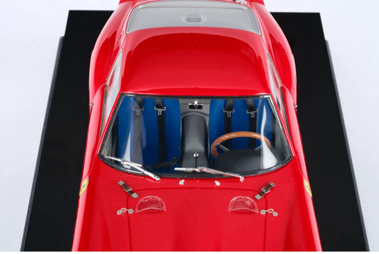 Amalgam 1/18 Ferrari 250 GTO Road Version Resin Model