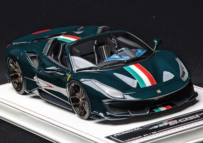 Davis & Giovanni 1/18 Novitec Ferrari 488 Pista Spider with Italian Livery
