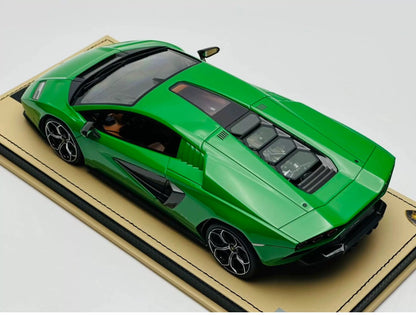MR 1/18 Lamborghini Countach LPI 800-4 Green Resin Model