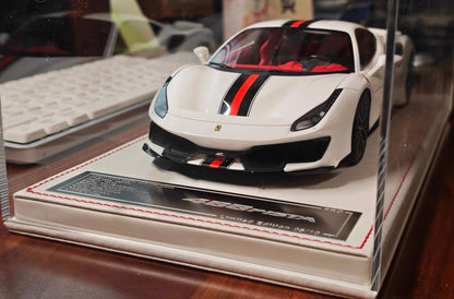 DM Model 1/18 Ferrari 488 Pista Fully Open Resin White 05/10