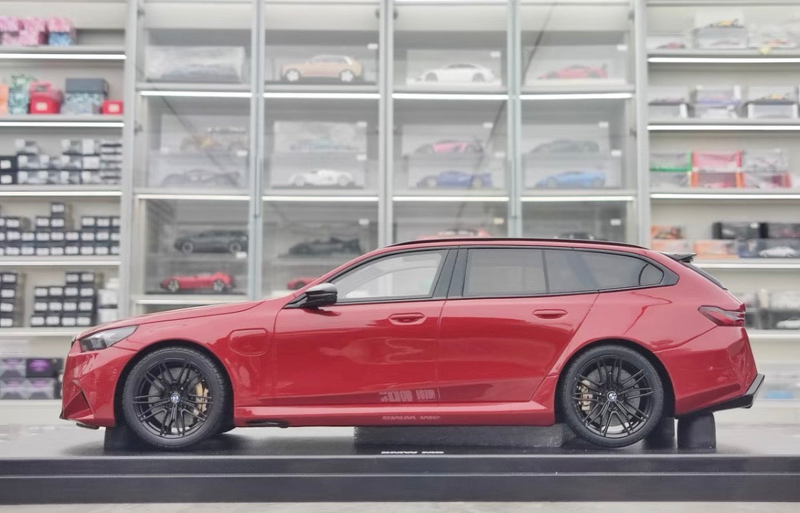 GT Spirit 1/18 BMW M5 Touring Red Resin Model
