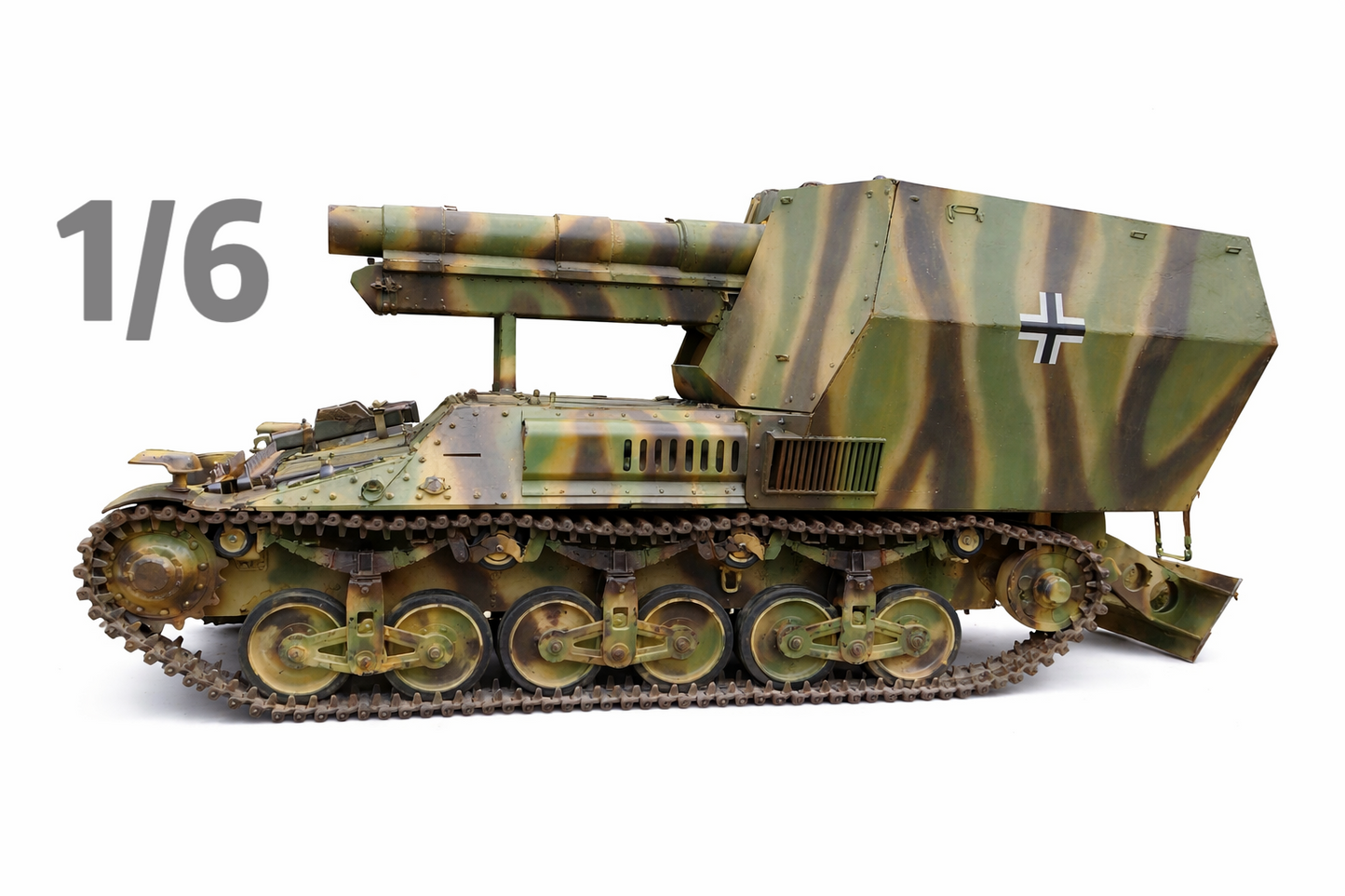 1/6 Sd.Kfz.135 Hummel 15cm Self-Propelled Howitzer Model