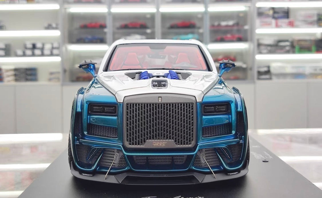 Dreamwalkers 1/18 Rolls-Royce RR Darknight D900 Two-Tone Resin Model