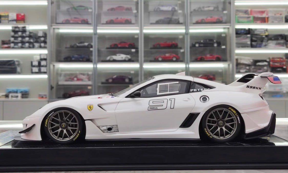 CE 1/18 Ferrari 599XX EVO #91 White Resin Model
