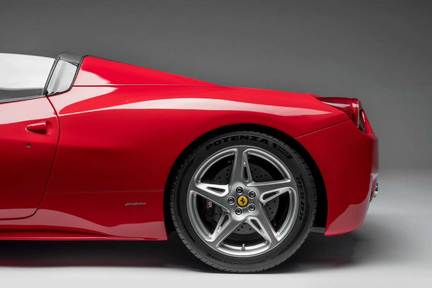 Amalgam 1/8 Ferrari 458 Spider – Rosso Corsa Red Convertible | Air Shipping from China