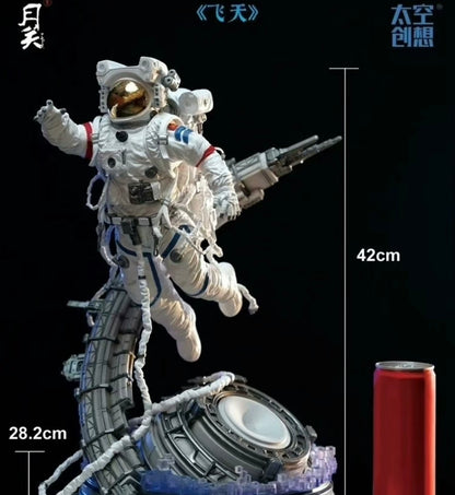 Yueguan Studio Astronaut “Flying to Space” Theme Resin Statue