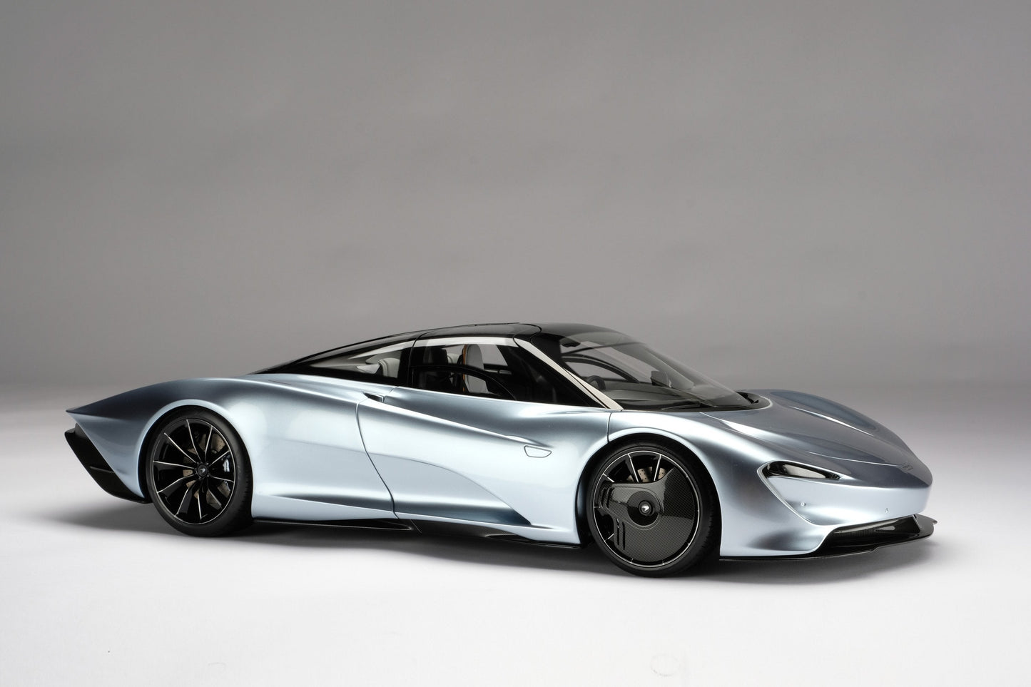 Amalgam 1/8 McLaren Speedtail Electric Version Limited Edition – Ready to Ship