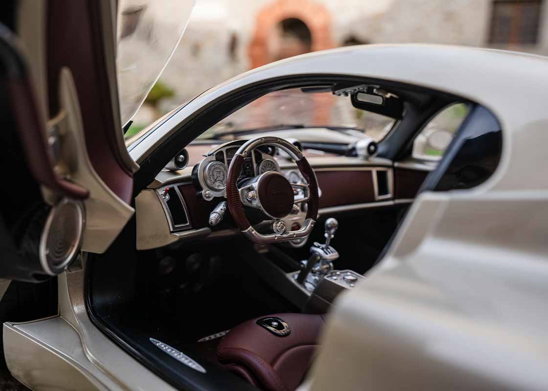 Pocher 1/8 Pagani Utopia Coupé Rinascimento Lucido – Finished Display Model – Rare in Stock