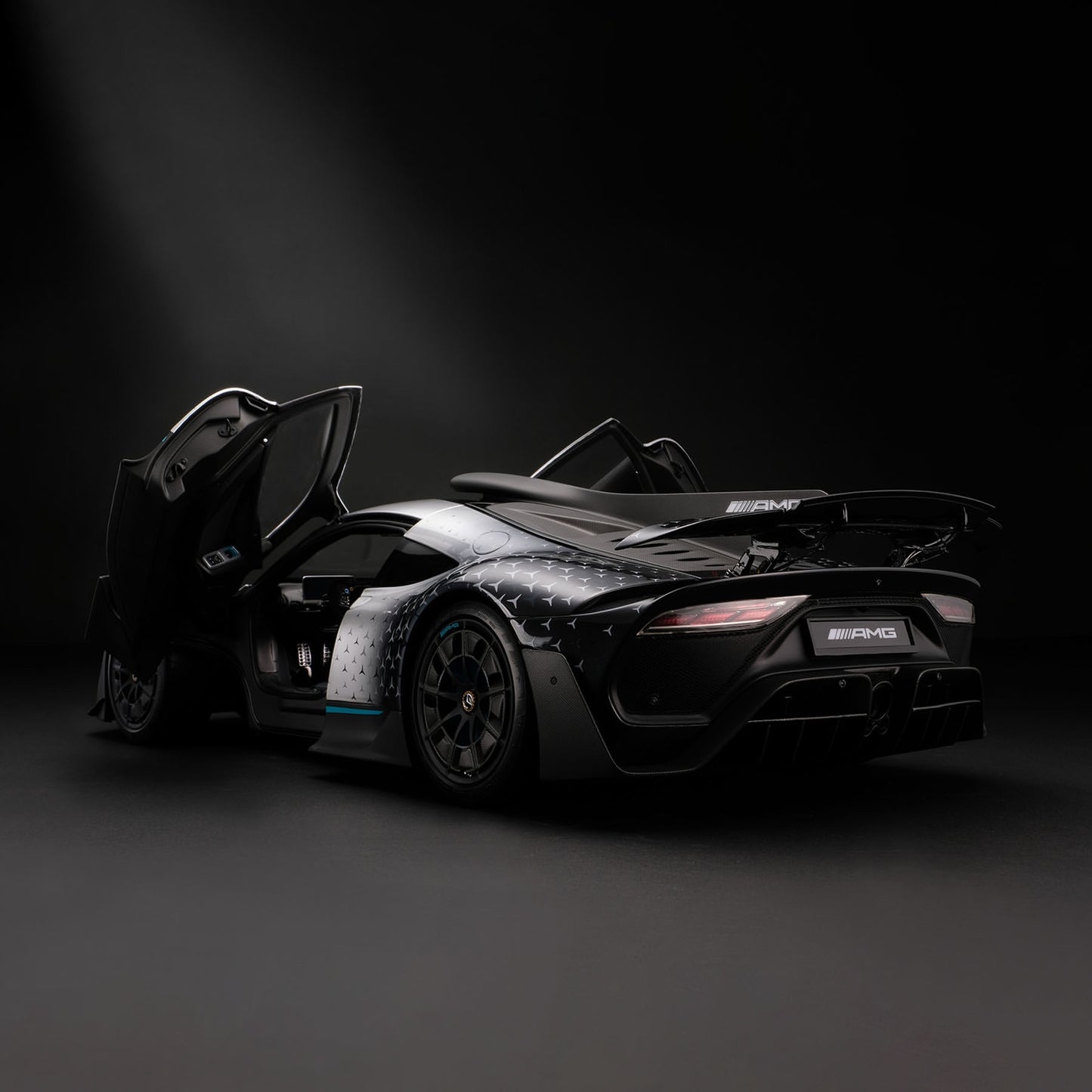 AMALGAM 1/8 Mercedes-AMG ONE Electric Edition Scale Model