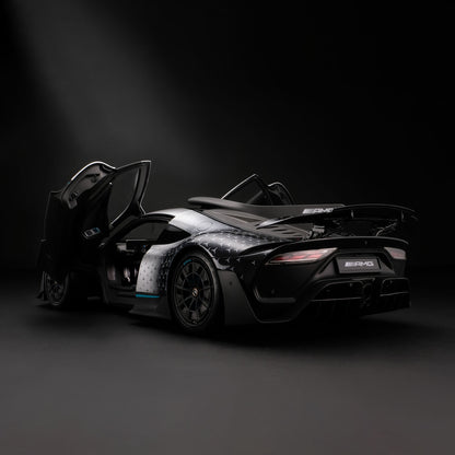 AMALGAM 1/8 Mercedes-AMG ONE Electric Edition Scale Model