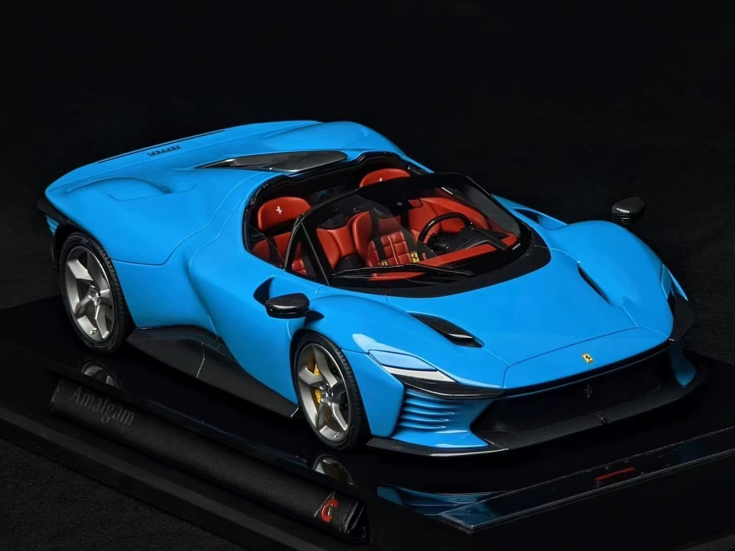 Amalgam 1/18 Ferrari Daytona SP3 Resin Model – Special Custom Edition