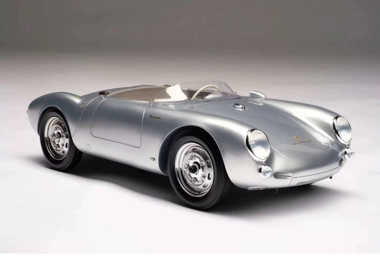 Amalgam 1/18 Porsche 550 Spyder Road & Track Resin Model