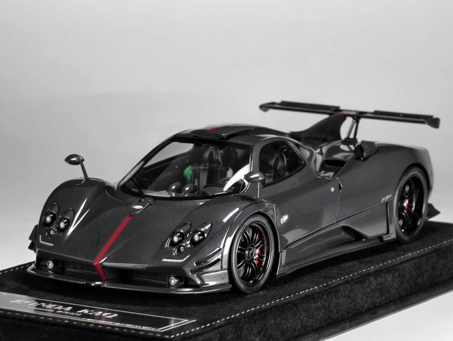 HH Model 1/18 Pagani Zonda Hardtop Special Edition Resin Model Carbon Black with Red Stripe