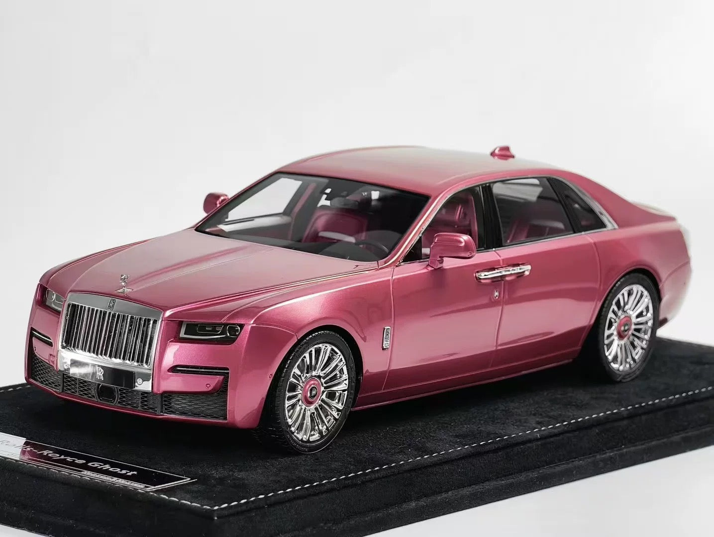 HH 1/18 Rolls-Royce Ghost Resin Limited Edition Model