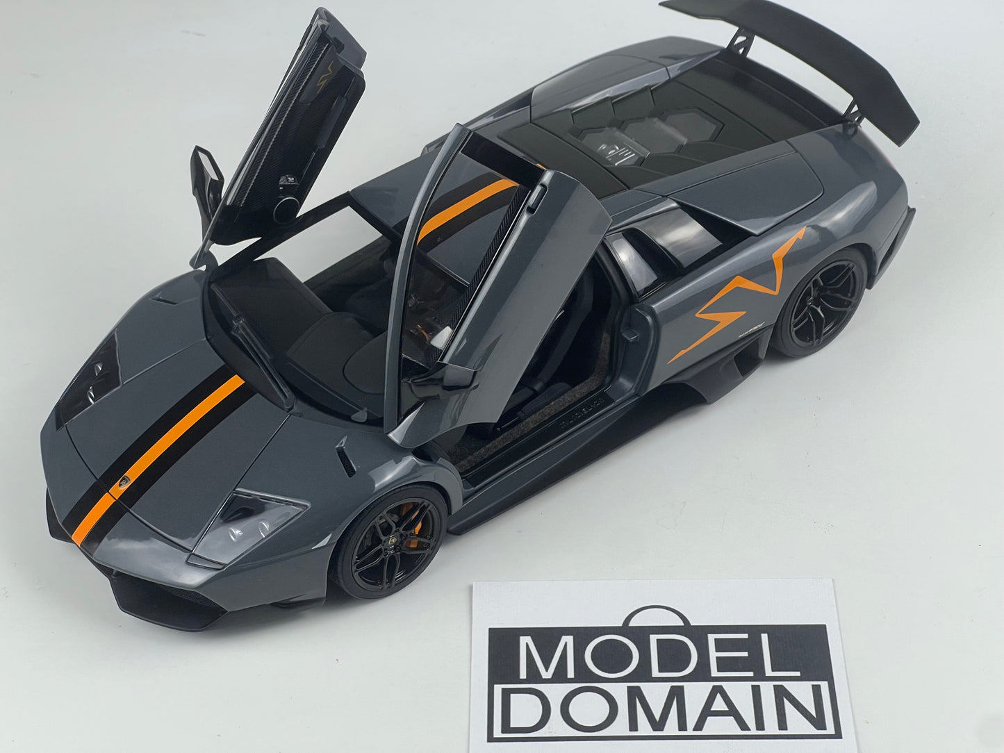 AUTOart 1/18 Lamborghini Murcielago LP670 China Edition Rare