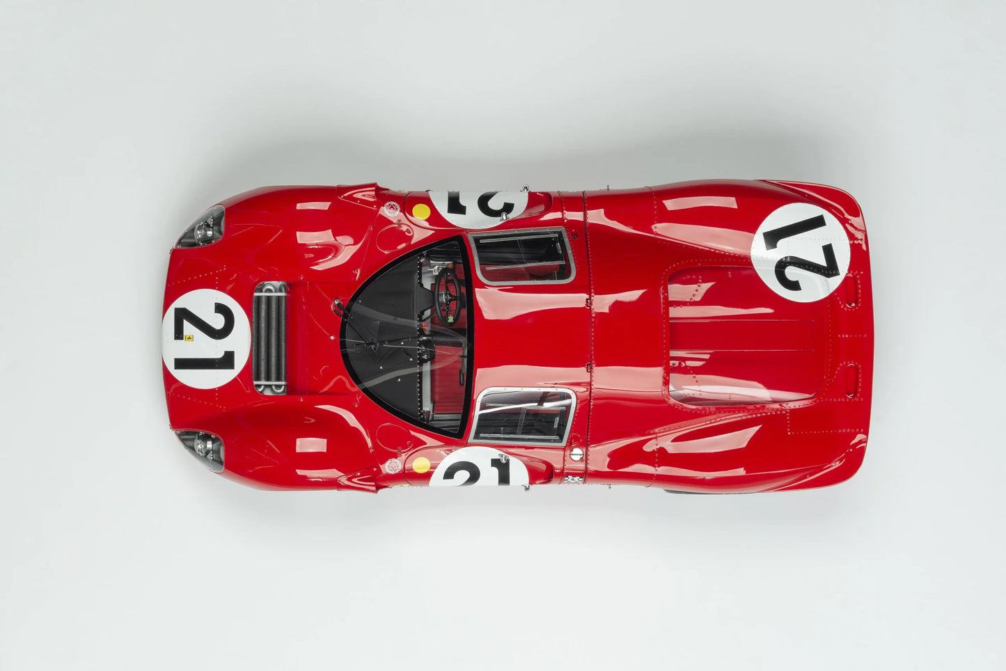 Amalgam 1/8 Ferrari 330 P4 #21 – 1967 Le Mans Race Car Model | Air Shipping from China