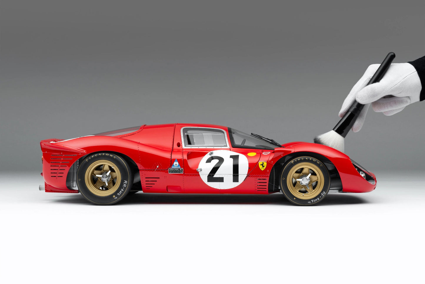 Amalgam 1/8 Ferrari 330 P4 #21 – 1967 Le Mans Race Car Model | Air Shipping from China