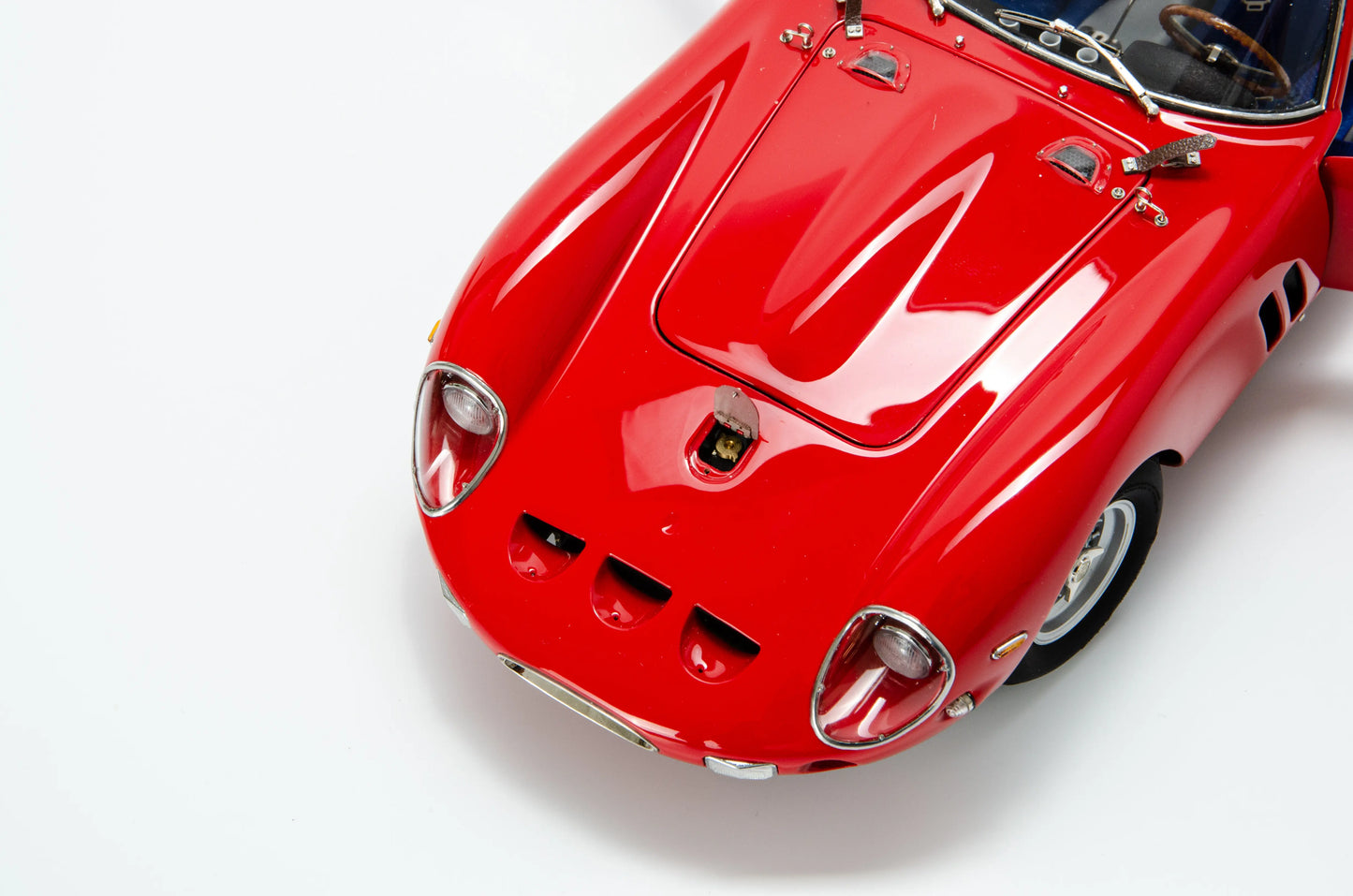 MARTISAN 1/18 Ferrari 250 GTO – Full Brass Body Model | Air Shipping from China