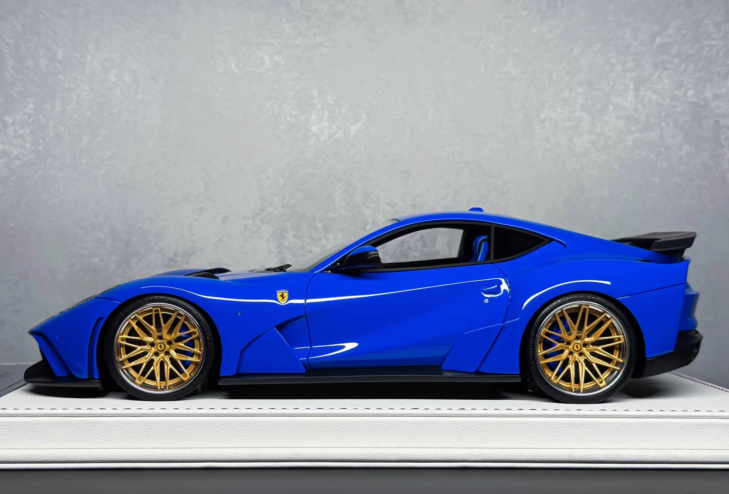 Davis & Giovanni 1/18 Ferrari 812 N-Largo Dino Blue Resin Model Limited 8