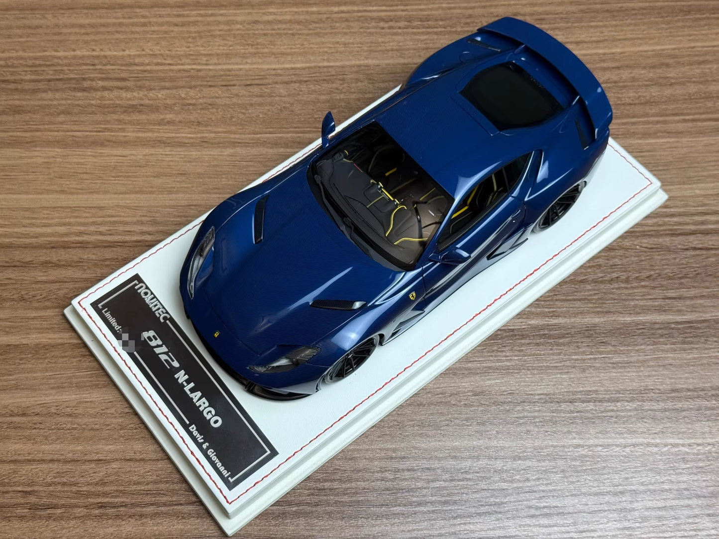 Davis & Giovanni 1/18 Ferrari 812 N-LARGO Glossy Blue Carbon, Black/Yellow Interior — Limited 6