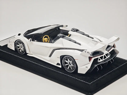 HH Model 1/18 Lamborghini Veneno Roadster Resin Model – Ivory White