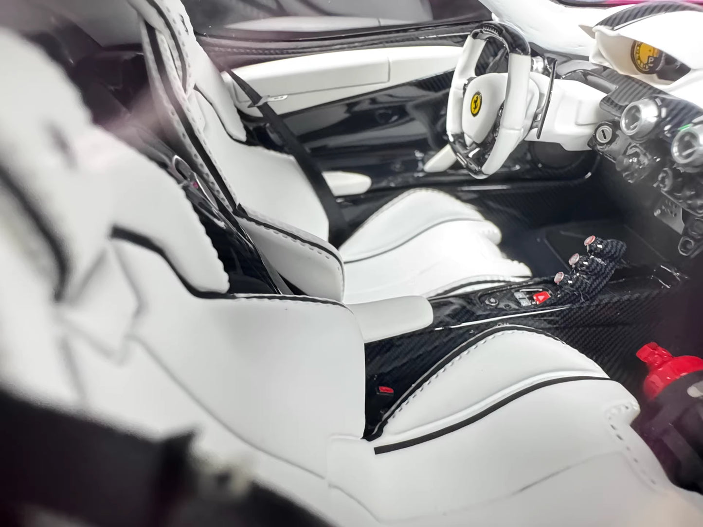 Davis & Giovanni 1/18 Ferrari LaFerrari Chrome Flash Pink Resin Model Limited 3