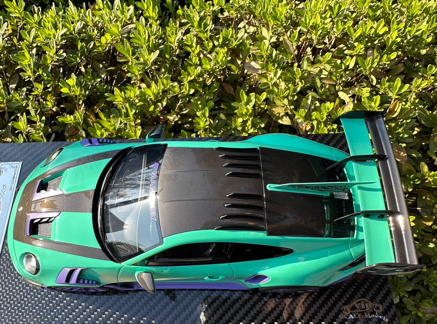 VIP 1/18 Porsche 911 (992) GT3 RS MR Mint Green Resin Model (VIP1806110)