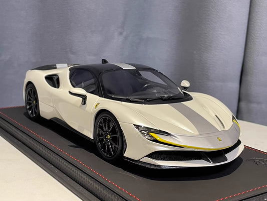 BBR 1/18 Ferrari SF90 Stradale · Pearl White