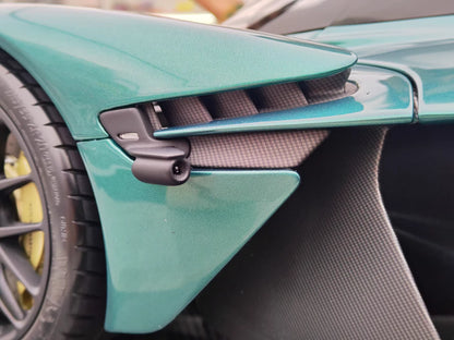 Amalgam 1/8 Aston Martin Valkyrie – Green Edition Hypercar Model | Air Shipping from China