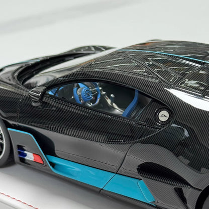 FC Model 1/18 Bugatti Chiron Divo Full Carbon Blue Accent Resin Model