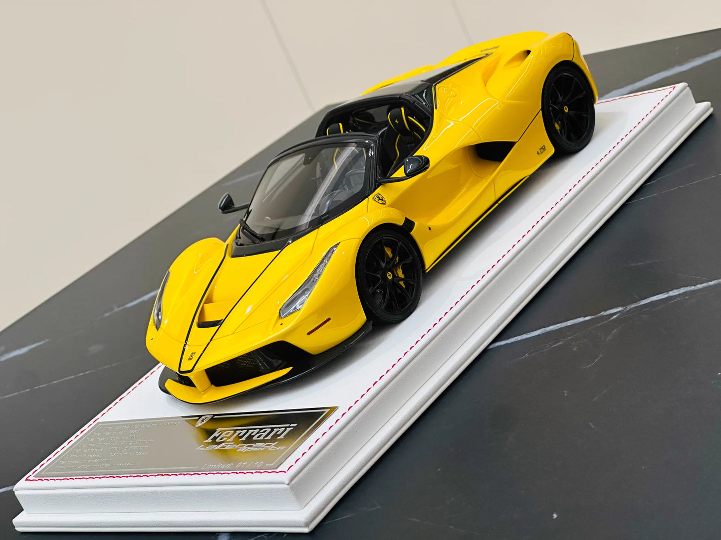 Davis & Giovanni 1/18 Ferrari LaFerrari Aperta Pearl Yellow No.1/10 HRE Wheels