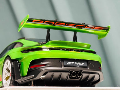 Davis & Giovanni 1/18 Porsche 911 GT3 RS 992.1 AW Green | Limited 12