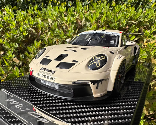 VIP Model 1/18 Porsche 911 GT3 RS (992) “010Racing / Inozetek” Resin Model