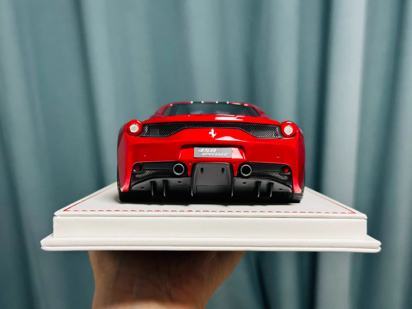 Davis & Giovanni 1/18 Ferrari 458 Speciale Rosso Red Black Stripes Black Wheels Limited 20 pcs