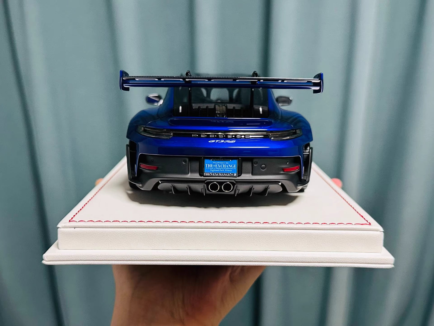 Davis & Giovanni 1/18 Porsche 911 GT3 RS 992.1 PTS San Marino Blue | LE 20