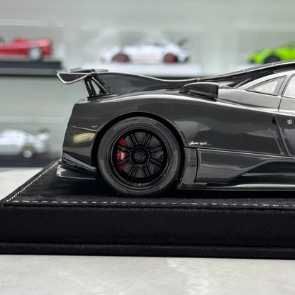 HH 1:18 Pagani Zonda 760 (Zonda Specials) Hardtop Resin Model · Carbon Grey/Red Stripe