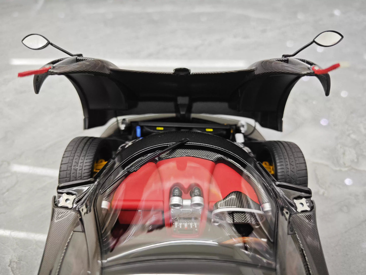 Almost Real 1/18 Pagani Zonda Cinque Exposed Carbon Diecast Model